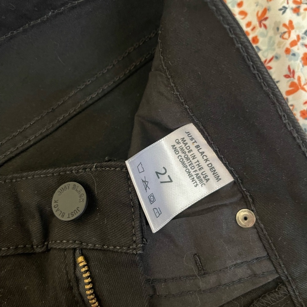 Boutique Just Black Denim - Picture 4 of 5